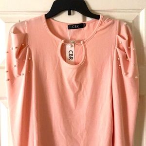 Ladies Medium Long Sleeved Top